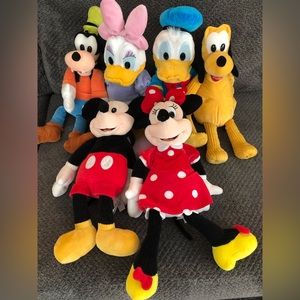 Disney Mickey and Friends Scentsy Buddies